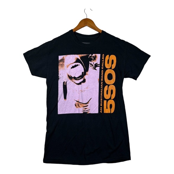 5SOS An Australian Band Called 5 Seconds Of Summer 2019 Tour American T Shirt M - Picture 1 of 4